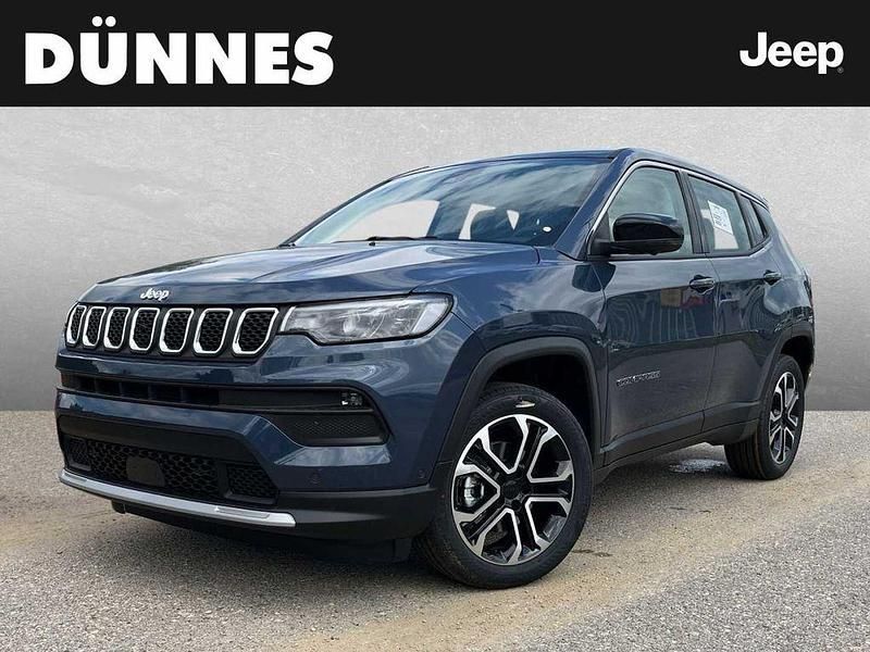 Blau Neu 2025 Jeep Compass Altitude SUV | 39.900 € (Teuer) - Bild 1/4