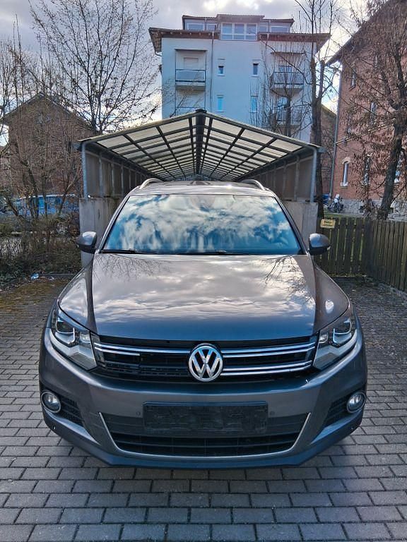 Gebraucht VW Tiguan Style 170 PS (125 kW) 2012 Grau SUV