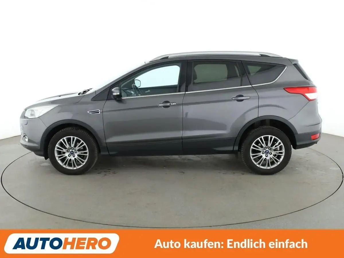 Gebraucht Ford Kuga Titanium 150 PS (110 kW) 2015 Grau SUV