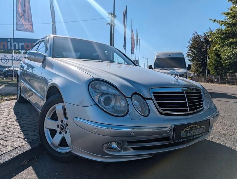 Gebraucht Mercedes E270 177 PS (130 kW) 2003 Silber Limousine