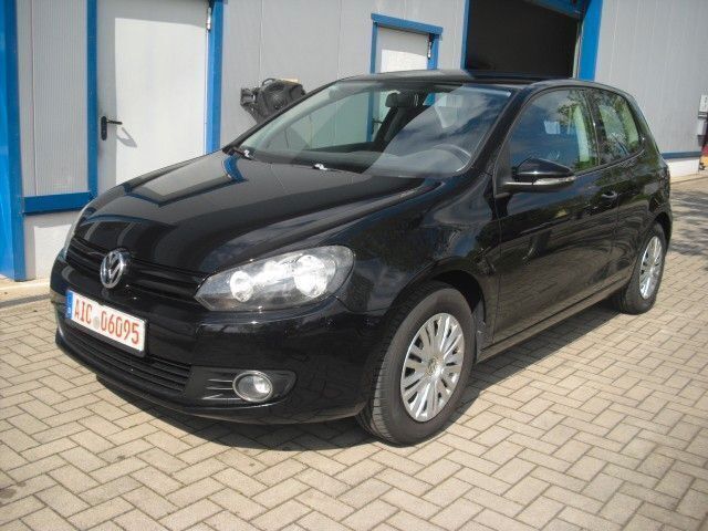 Schwarz Gebraucht 2009 VW Golf VI Trendline Limousine | 4.999 € (Guter Preis) - Bild 1/4