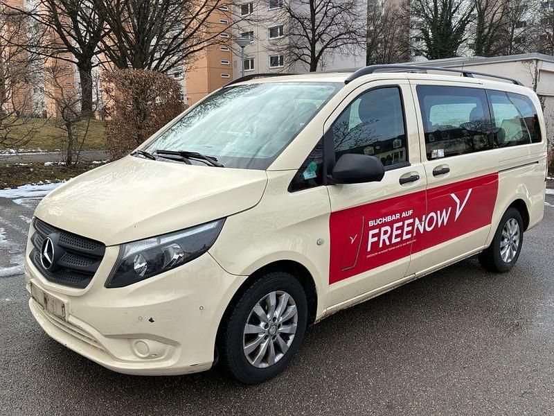 Gebraucht Mercedes Vito 163 PS (119 kW) 2016 Beige Van
