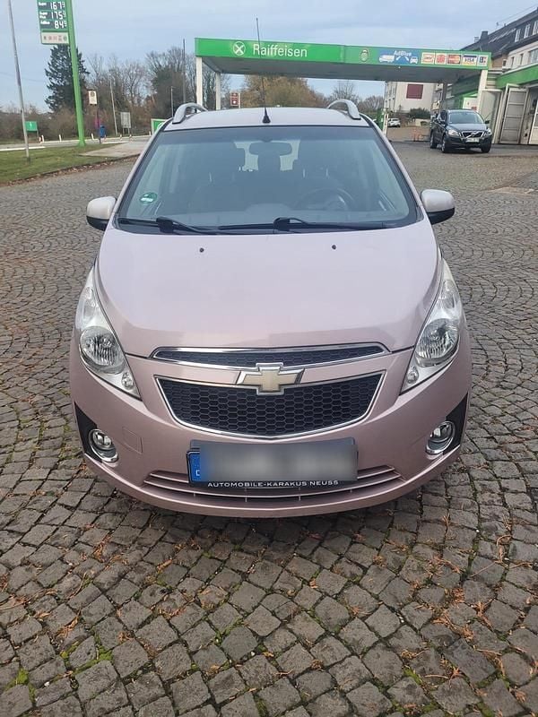 Andere farben Gebraucht 2012 Chevrolet Spark LS Kleinwagen | 2.999 € (Fairer Preis) - Bild 1/4