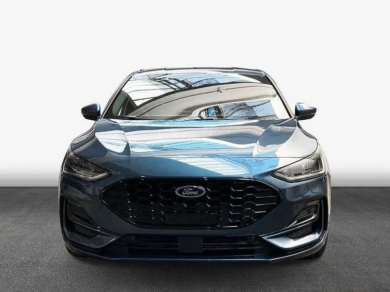 Ny Ford Focus ST-Line 125 HK (91 kW) 2025 Blå Sedan