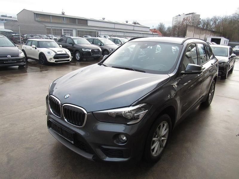 Gebraucht BMW X1 Advantage 192 PS (141 kW) 2015 Grau SUV
