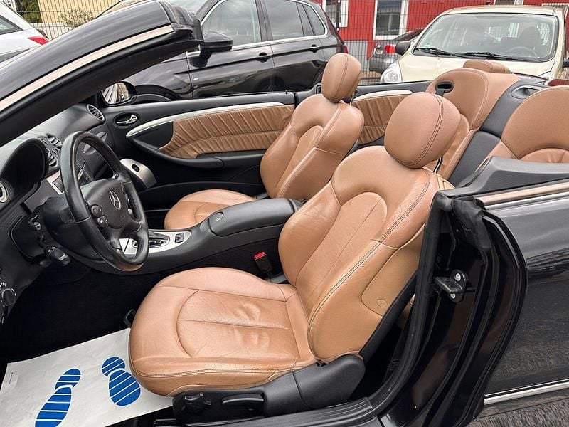 Gebraucht Mercedes CLK200 Avantgarde 184 PS (135 kW) 2007 Schwarz Cabrio