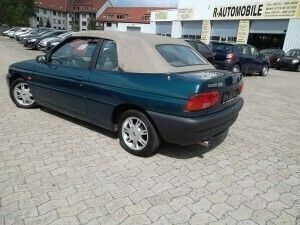 Gebraucht Ford Escort Cabriolet 116 PS (85 kW) 1995 Grün metallic Cabrio
