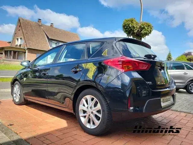 Gebraucht Toyota Auris Cool 99 PS (72 kW) 2014 Schwarz Limousine