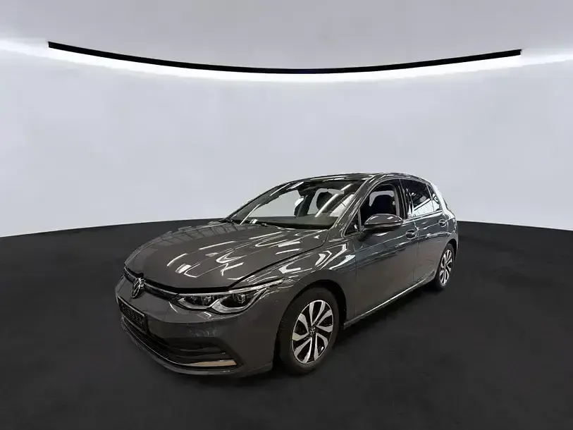 Gebraucht VW Golf VIII Active 150 PS (110 kW) 2022 Delfingrau metallic Limousine