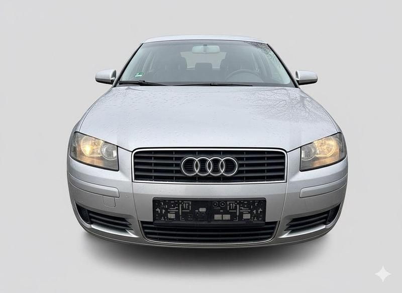 Brugt Audi A3 Attraction 102 HK (75 kW) 2004 Sølv Hatchback