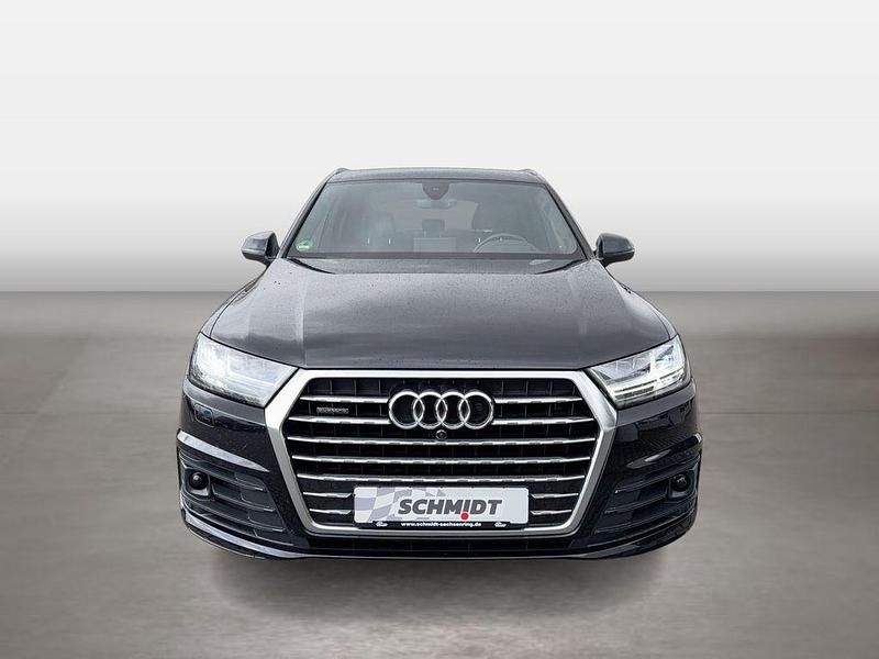 Używany Audi Q7 S-Line 272 KM (200 kW) 2016 Czarny SUV