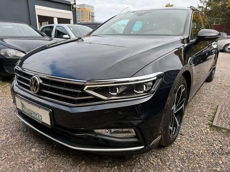 Gebraucht VW Passat Elegance 239 PS (175 kW) 2019 Andere Limousine