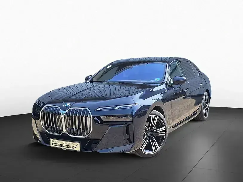 Gebraucht BMW 740 M Sport 286 PS (210 kW) 2025 Schwarz Limousine