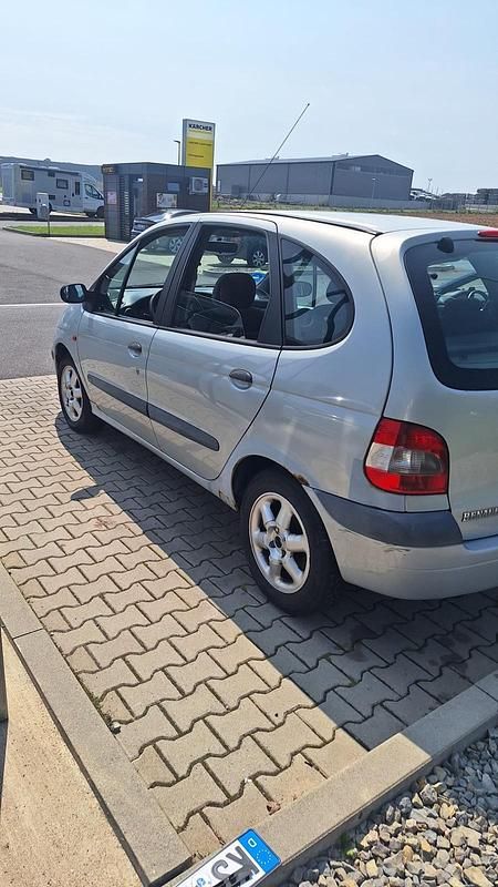 Grau Gebraucht 2000 Renault Scénic Van / Kleinbus | 1.000 € (Fairer Preis) - Bild 1/4