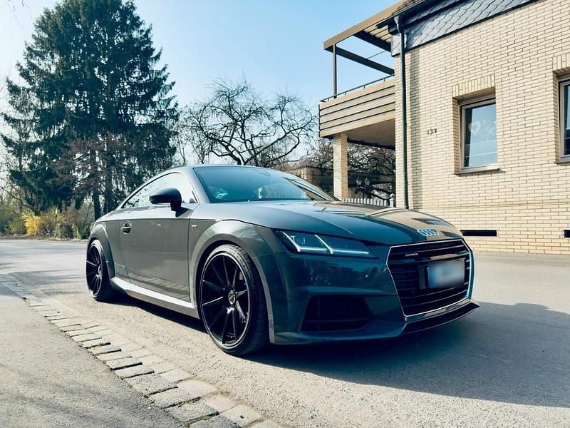 Gebraucht Audi TT S-Line 230 PS (169 kW) 2016 Grau Coupé