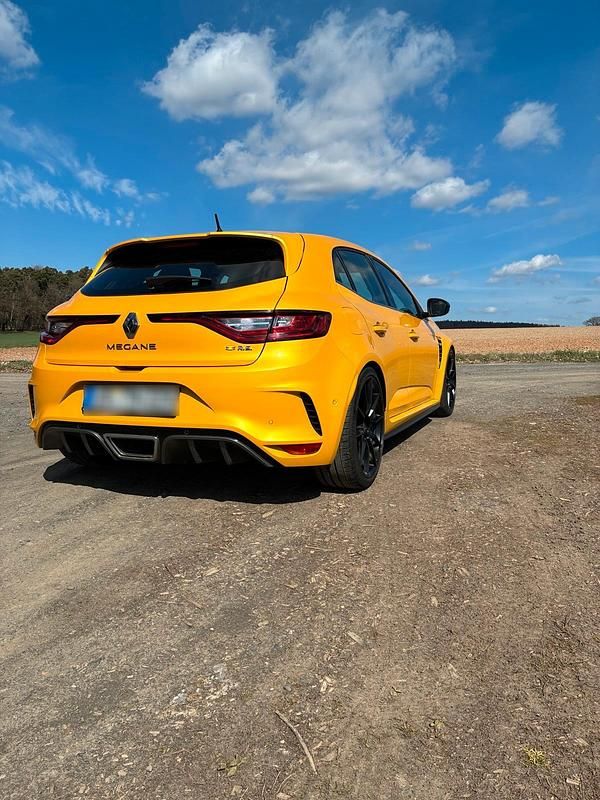 Gebraucht Renault Mégane IV Trophy 300 PS (220 kW) 2020 Gelb Limousine