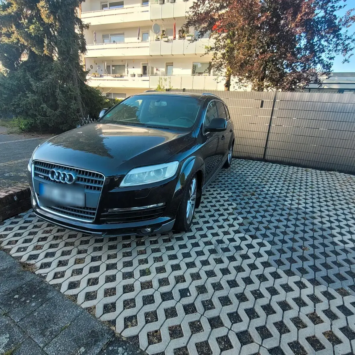 Begagnad Audi Q7 2006 Svart SUV
