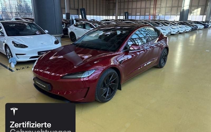 Rot Gebraucht 2024 Tesla Model 3 Performance Limousine | 48.000 € (Guter Preis) - Bild 1/4