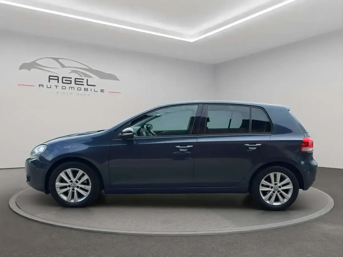 Gebraucht VW Golf VI Style 122 PS (89 kW) 2011 Blue graphite pearl effect Kleinwagen