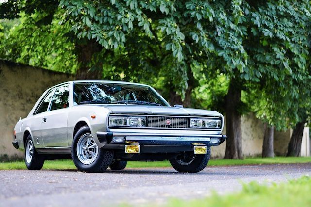 Silber Gebraucht 1975 Fiat 130 Coupé | 29.900 € - Bild 1/4
