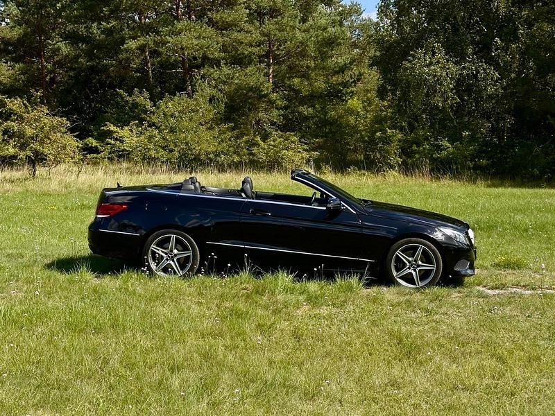 Gebraucht Mercedes E200 184 PS (135 kW) 2016 Schwarz Cabrio