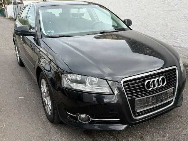 Gebraucht Audi A3 Attraction 125 PS (91 kW) 2011 Schwarz Kleinwagen