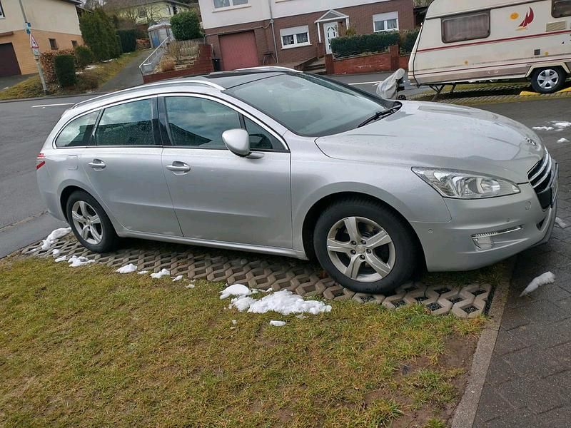 Gebraucht Peugeot 508 SW 163 PS (119 kW) 2014 Silber Kombi