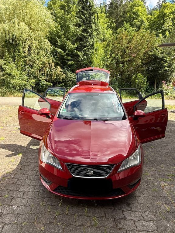 Rot Gebraucht 2014 Seat Ibiza Style Limousine | 4.930 € (Fairer Preis) - Bild 1/4