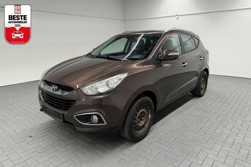 Braun (cool brown) Gebraucht 2011 Hyundai ix35 Premium SUV | 5.980 € (Superpreis) - Bild 1/4