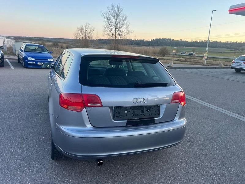 Gebraucht Audi A3 Ambiente 116 PS (85 kW) 2005 Silber Kleinwagen