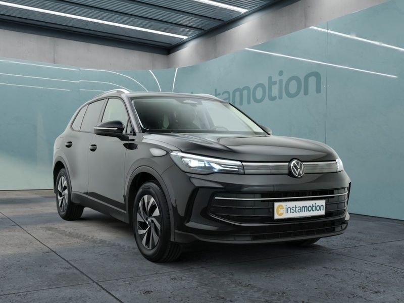 Schwarz Gebraucht 2024 VW Tiguan Design SUV | 37.250 € (Guter Preis) - Bild 1/4