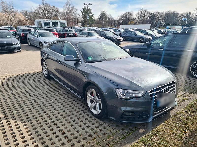 Gebraucht Audi A5 Competition 190 PS (139 kW) 2015 Grau Coupé