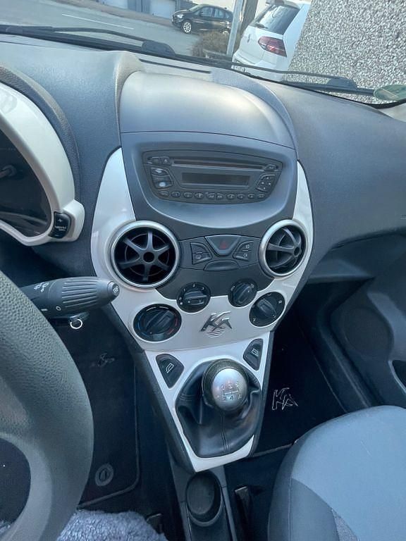 Gebraucht Ford Ka Titanium 69 PS (50 kW) 2009 Schwarz Kleinwagen