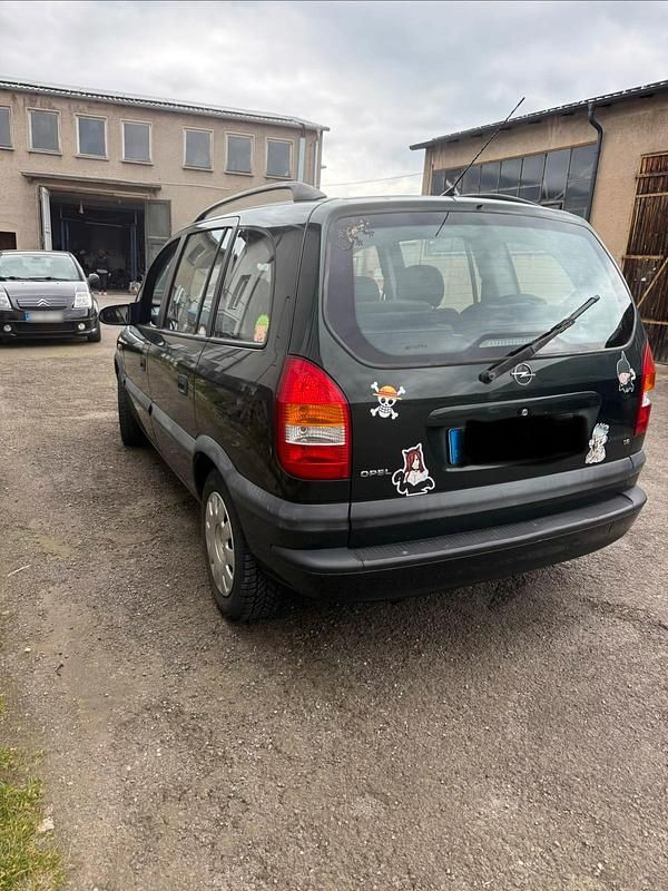 Gebraucht Opel Zafira 101 PS (74 kW) 2002 Grün Van / Kleinbus