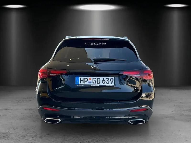Gebraucht Mercedes GLC300 AMG 269 PS (197 kW) 2024 Unilack schwarz SUV
