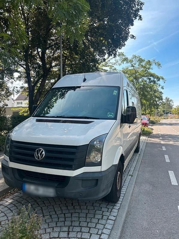 Weiß Gebraucht 2016 VW Golf Sportsvan Van / Kleinbus | 7.990 € - Bild 1/4