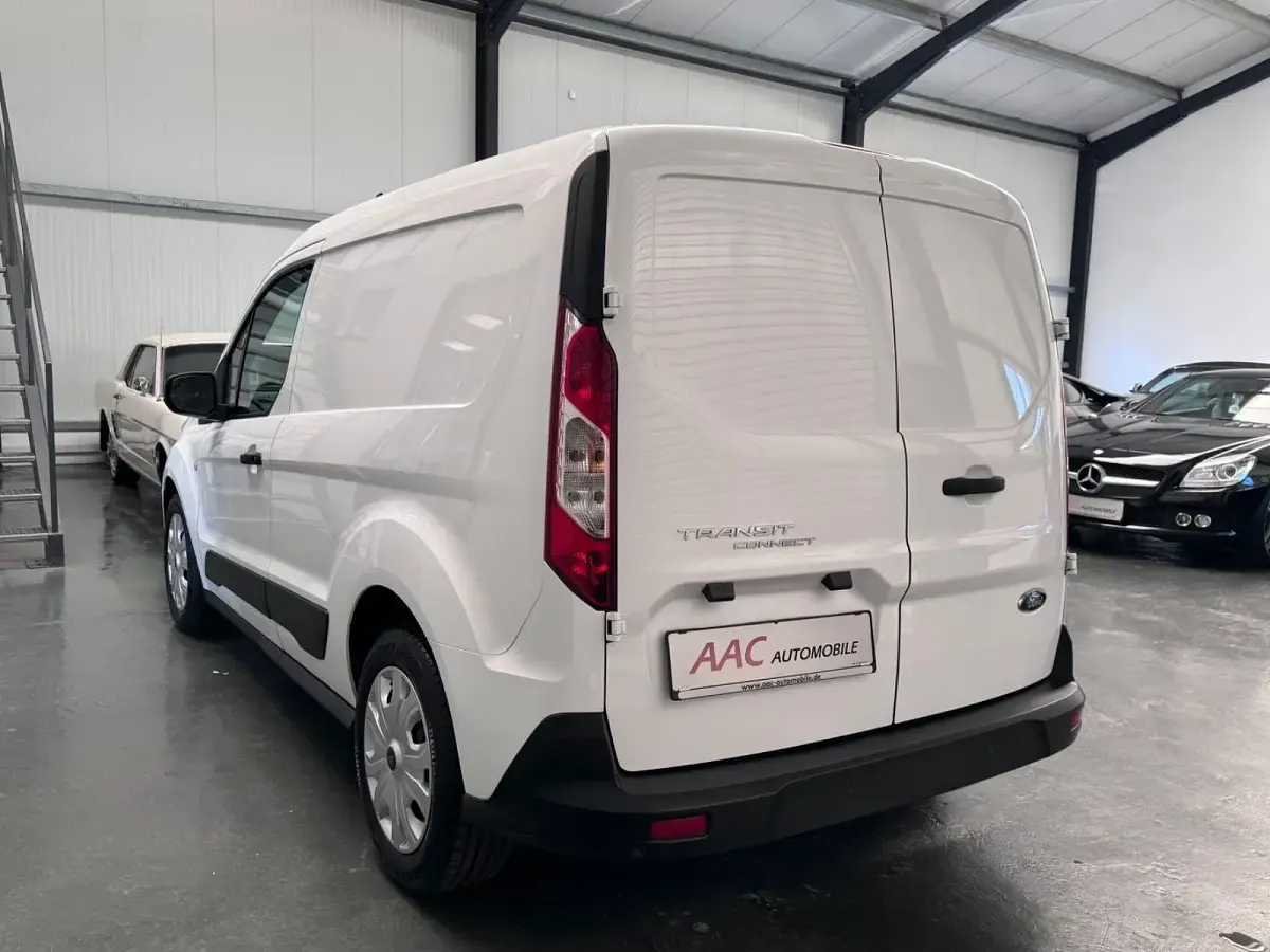 Gebraucht Ford Transit Trend 101 PS (74 kW) 2021 Weiß Kombi