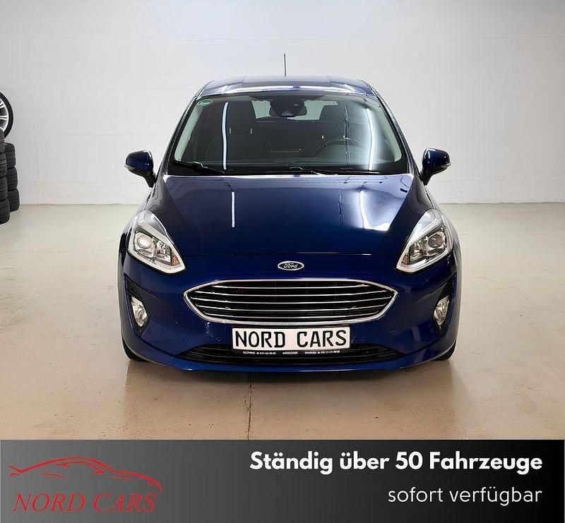 Gebraucht Ford Fiesta Titanium 125 PS (91 kW) 2017 Blau Kleinwagen