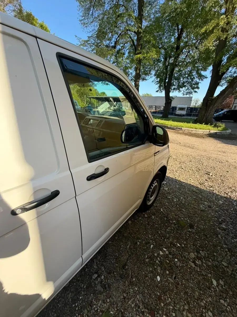 Używany VW Transporter 140 KM (102 kW) 2016 Biały Van