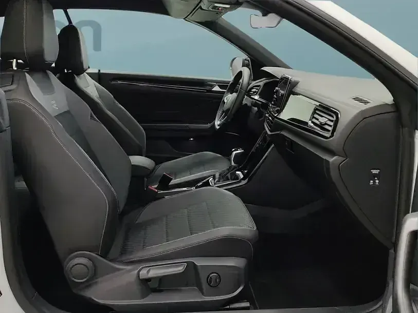 Gebraucht VW T-Roc 150 PS (110 kW) 2025 Weiss SUV
