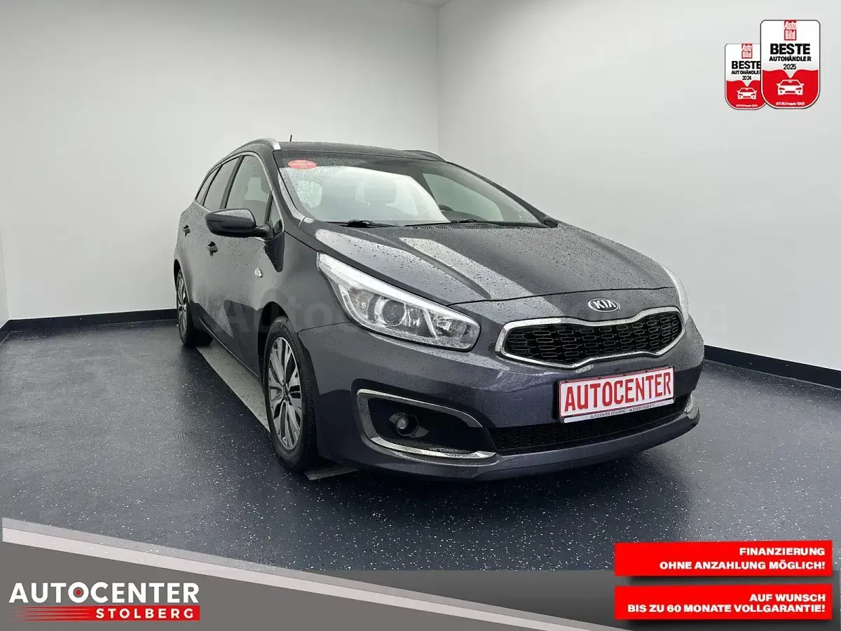 Usado Kia Ceed DREAM-TEAM Edition 135 CV (99 kW) 2016 Gris Utilitario