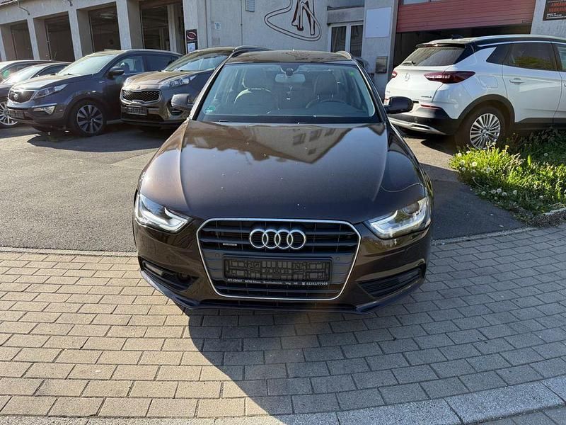 Gebraucht Audi A4 Ambiente 170 PS (125 kW) 2015 Braun Kombi