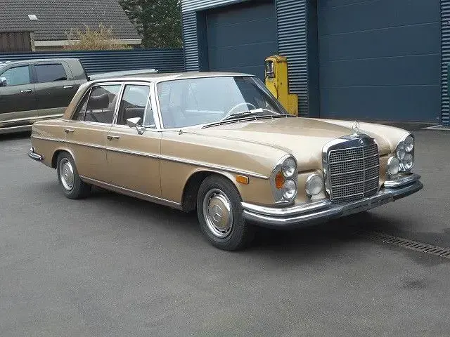 Gebraucht Mercedes 300 1970 Braun Limousine