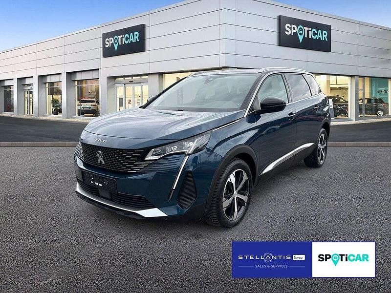 Blau Gebraucht 2023 Peugeot 5008 GTi Van / Kleinbus | 28.475 € (Fairer Preis) - Bild 1/4