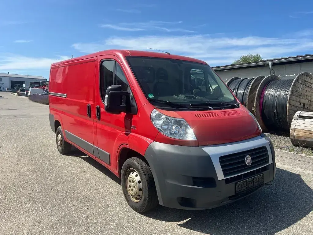 Gebraucht Fiat Ducato 120 PS (88 kW) 2011 Rot Van