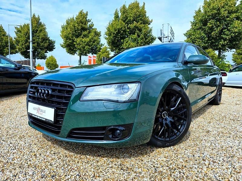 Grün Gebraucht 2011 Audi A8L Sport Limousine | 16.990 € (Etwas zu teuer) - Bild 1/4