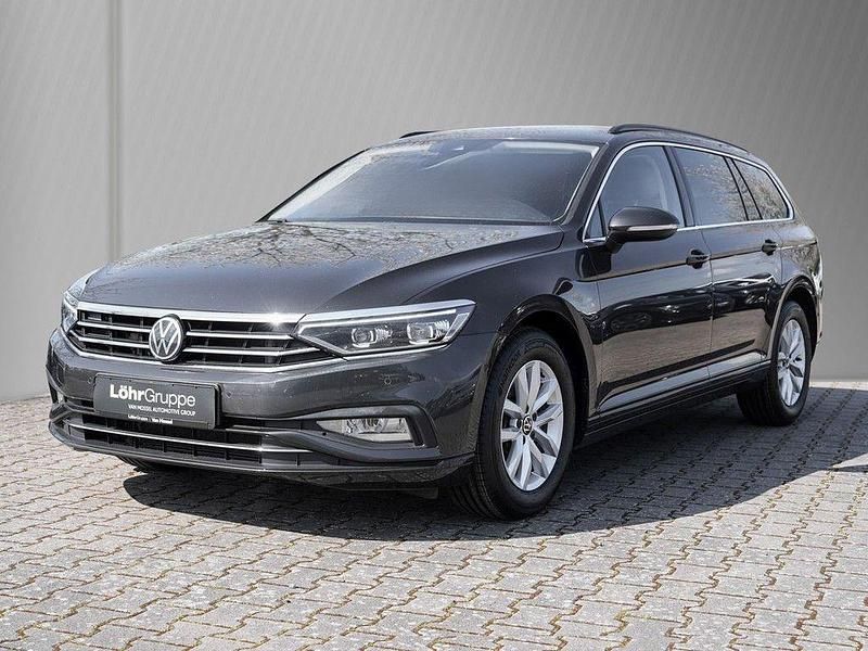 Gebraucht VW Passat IQ Drive 150 PS (110 kW) 2022 Grau Kombi