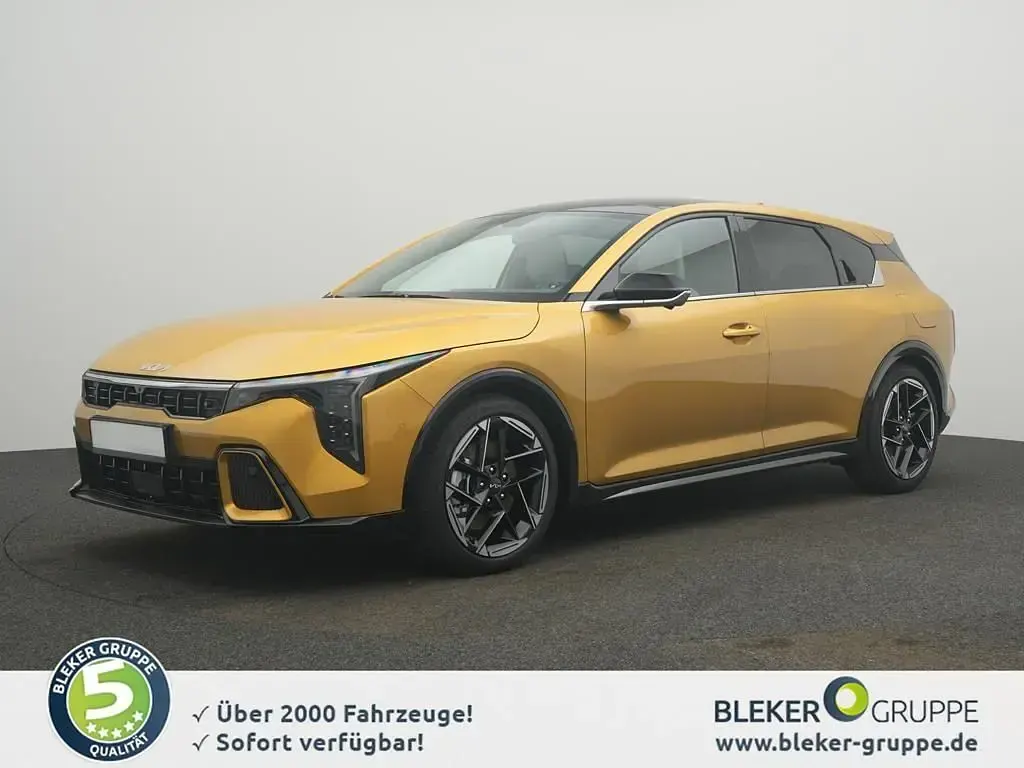 Gebraucht Kia K4 179 PS (131 kW) 2026 Sparckling yellow Limousine
