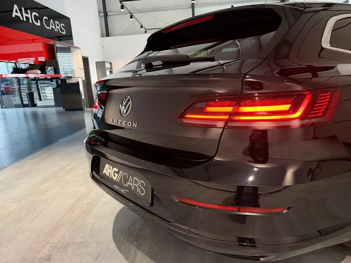 Gebraucht VW Arteon 150 PS (110 kW) 2023 Schwarz Kombi