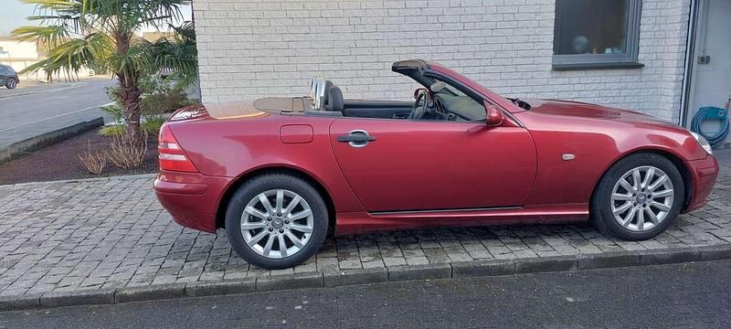 Gebraucht Mercedes SLK200 136 PS (100 kW) 1999 Rot Cabrio